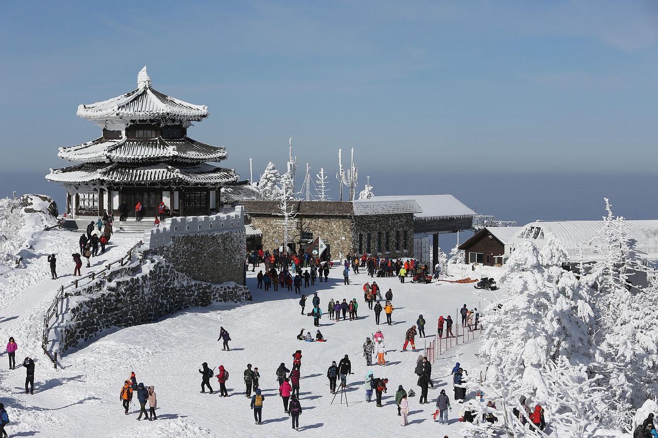 冬日旅游胜地探寻，适合冬季旅游的绝佳去处  冬天适合去哪旅游合适