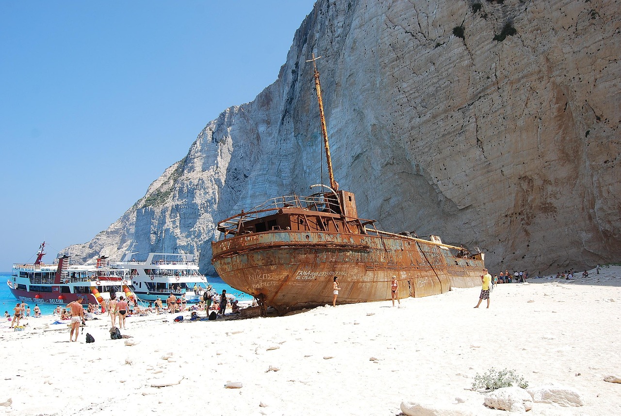 夏天最佳旅游地方，追寻夏日的热情和自然的魅力  夏天最佳旅游地方