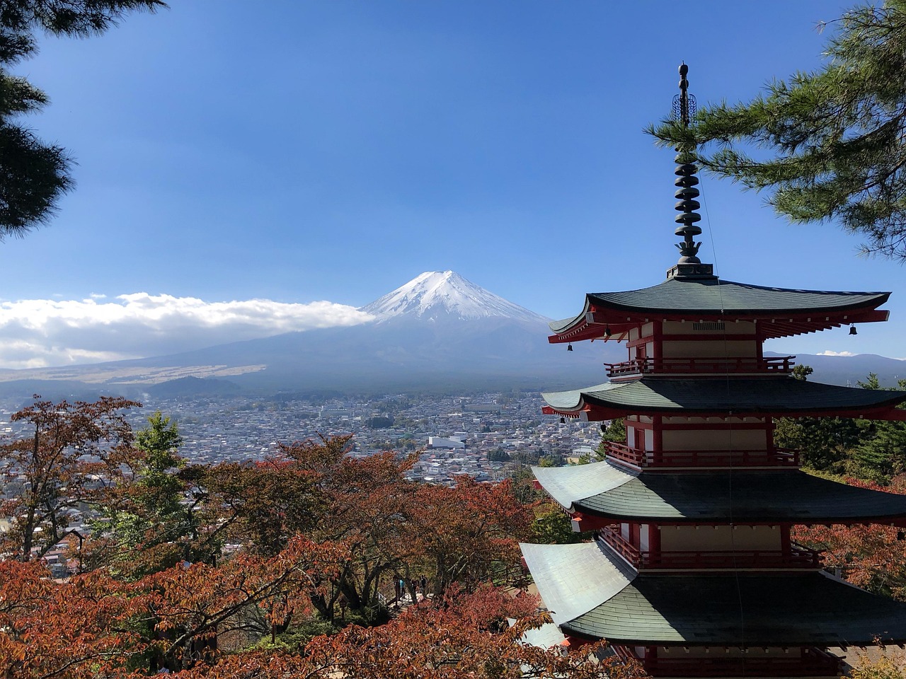 凤凰山主题公园，自然与人文的和谐交融  凤凰山主题公园